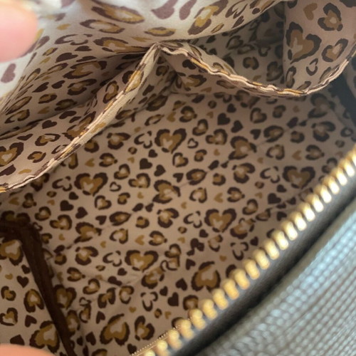 Black large handbag like new, leatherette