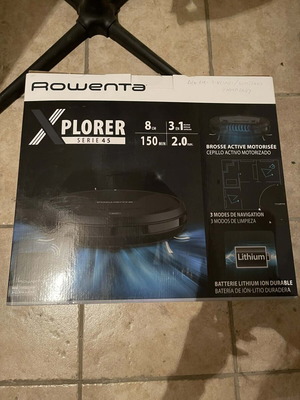 Rowenta Xplorer Serie 45 RR8225WH robotic vacuum like new