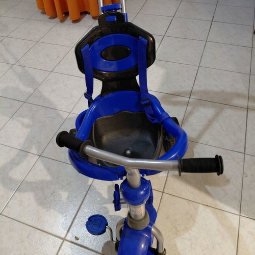 Plastic tricycle used, blue