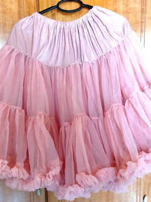 Banned Retro petticoat like new, dusty pink, size XS/S