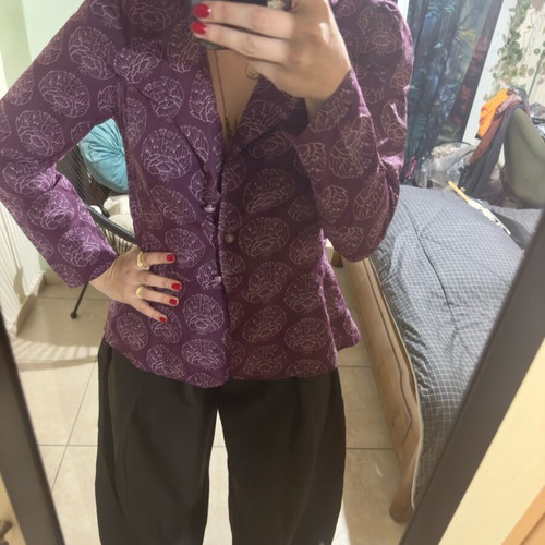Vintage shirt used with puffed sleeves, size Small, white and purple