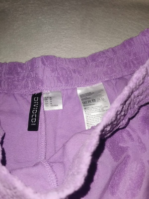 H&M shorts like new, size M fitting L, purple