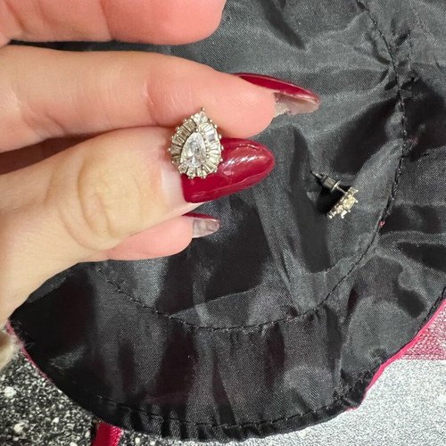 Mazaraki earrings like new, silver