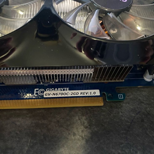 Gigabyte GeForce GTX 670 Oc 2GB GDDR5 μεταχειρισμένη κάρτα γραφικών