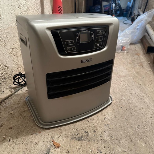 Kerosun LC-44 space heater used with marks on top