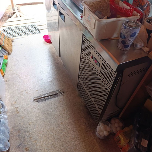 Trailer Cantina Fully Equipped With Coffee Machine And Security System