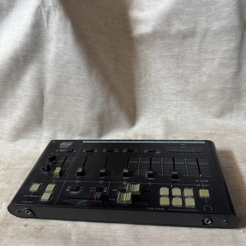 Atus SM505 DJ Mixer 4 Channels used with Effects