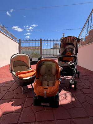 Peg Perego 3-in-1 stroller set like new with car seat and carrycot