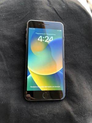 iPhone 8 Plus 64GB Gray like new, fully functional