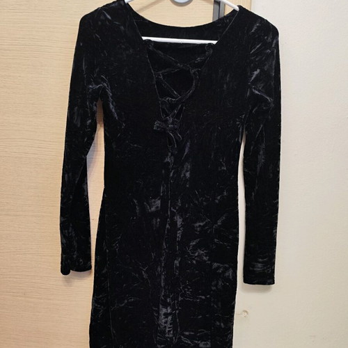 Bershka black dress size Small like new