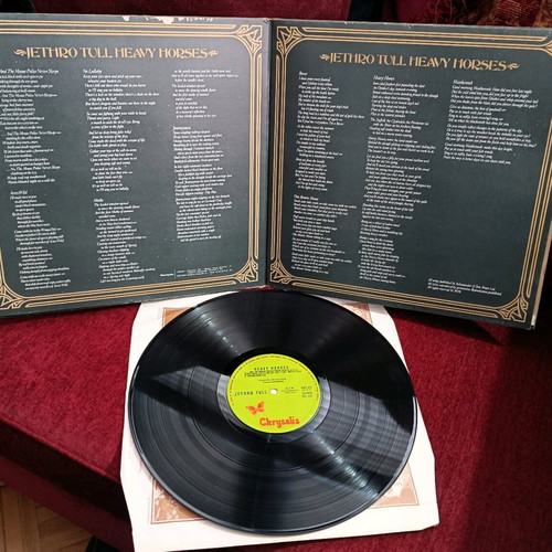 Jethro Tull Heavy Horses record like new, Greek pressing