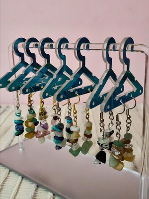 Set of handmade earrings with multicolored stones, new, 7 pairs