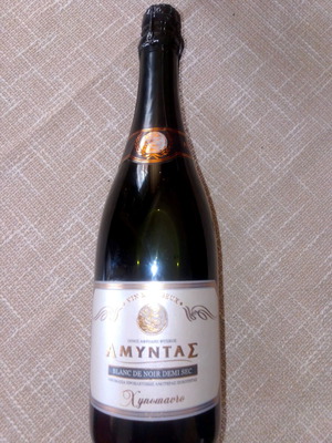 Amyntas Blanc de Noir Demi Sec sparkling wine sealed 750ml