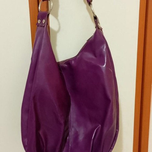 Handbag pvc purple used in good condition