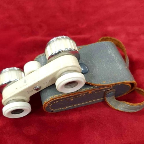 EIKOW 2.5x Theater Opera Glasses used with leather case and mother of pearl