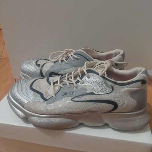 Camper athletic shoes like new, size 39