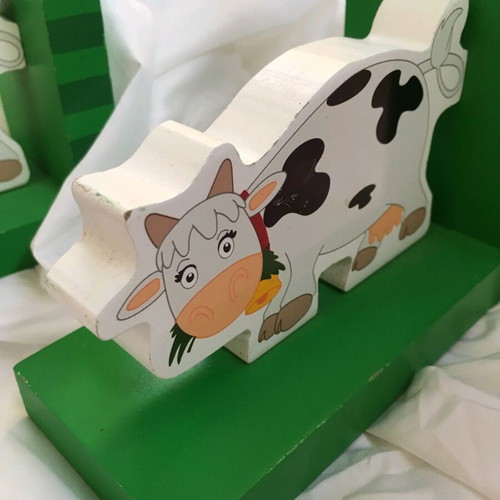 Wooden Cow Bookends like new