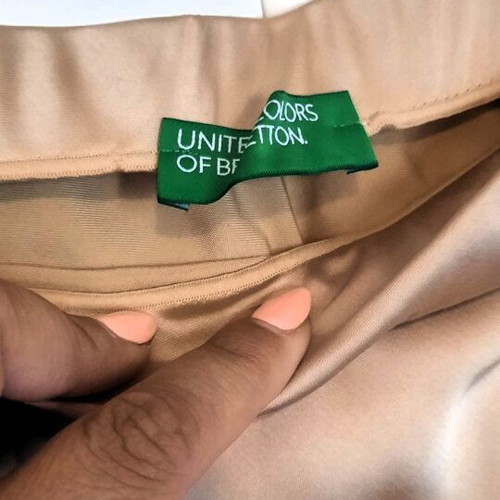 United Colors of Benetton satin beige skirt like new, size S
