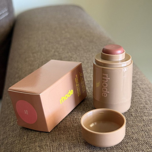 Rhode Pocket Blush Tan Line new unused