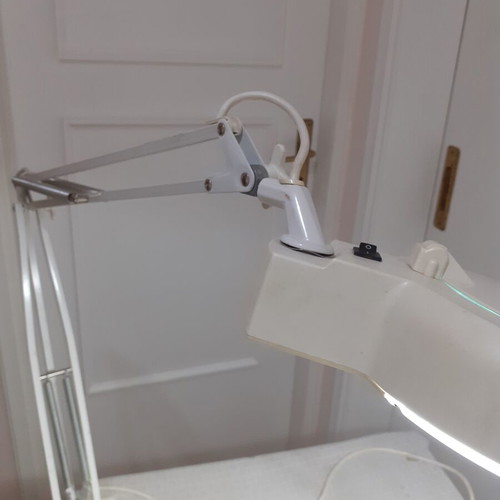 Magnifying Lamp 5" 22W 8066D Model with Articulated Arm and Desk Clamp New