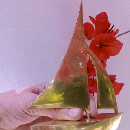 Brass decorative sailboat Zoulovits like new