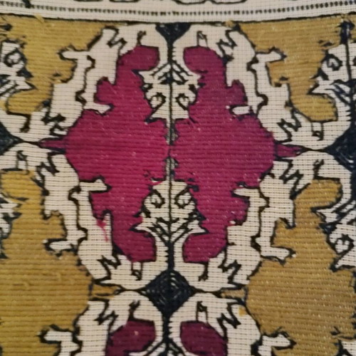 Handmade embroidery set of 3 pieces like new for living room