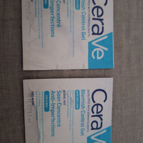 Skincare samples pack of 7 with Apivita, Bobbi Brown, Cerave