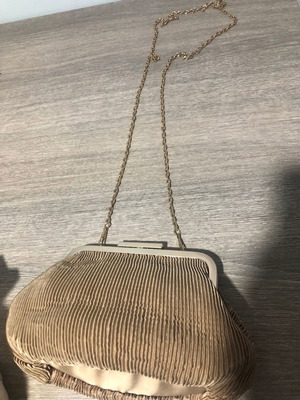 Satin evening shoulder bag gold used with chain