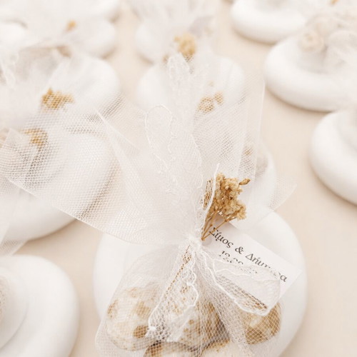 Handmade wedding bombonieres hearts gypsum