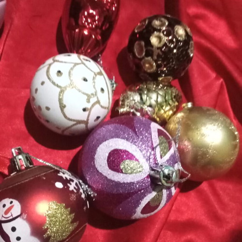 Christmas tree ornaments used, set of 25 pieces