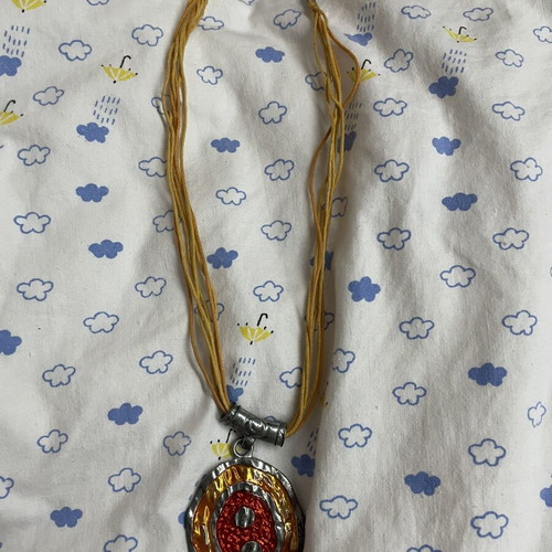 Vintage necklace from the ‘90s used, yellow and orange