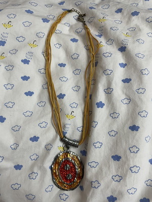 Vintage necklace from the ‘90s used, yellow and orange