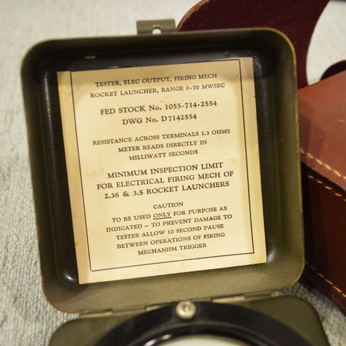USA power meter WWII for M1 Bazooka like new with instructions and case