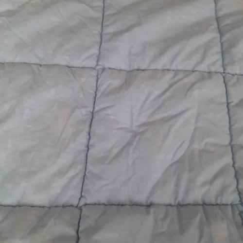Double quilt like new, reversible floral and blue design 2.0x2.10m