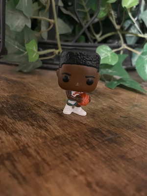 Funko Kinder Joy Upside Down Stranger Things Lucas new