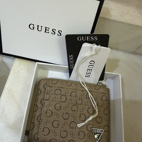Guess cardholder like new, beige and brown
