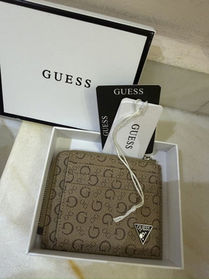 Guess cardholder like new, beige and brown