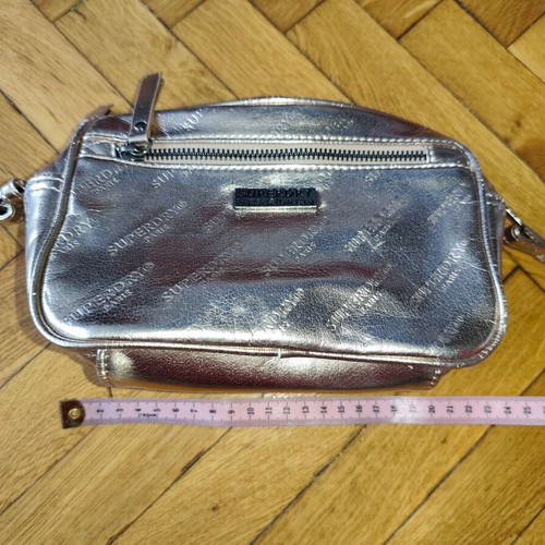 Superdry small shoulder bag used, gold color