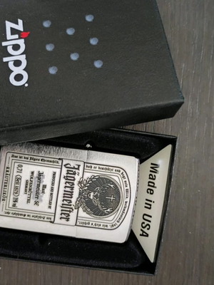 Συλλεκτικός αναπτήρας Zippo Jagermeister νέος