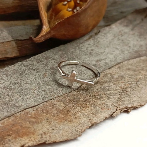 Silver ring with cross new 925 sterling silver adjustable