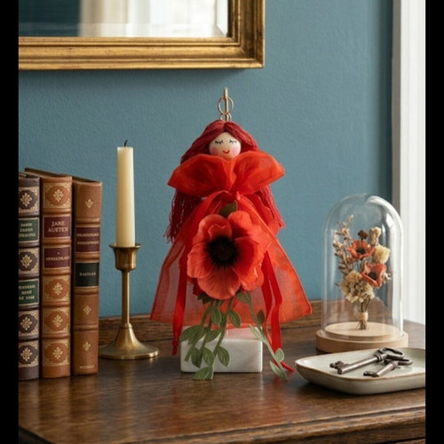 Handmade decorative poppy figure in marble like new