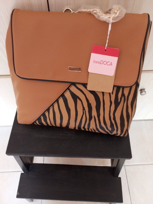 Doca backpack bag with chain, brown