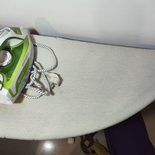 Rohnson R-349 Steam Iron and Ironing Board Set used, 2750W