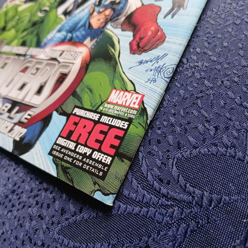 X-men Legacy #262 like new with David Baldeon signature