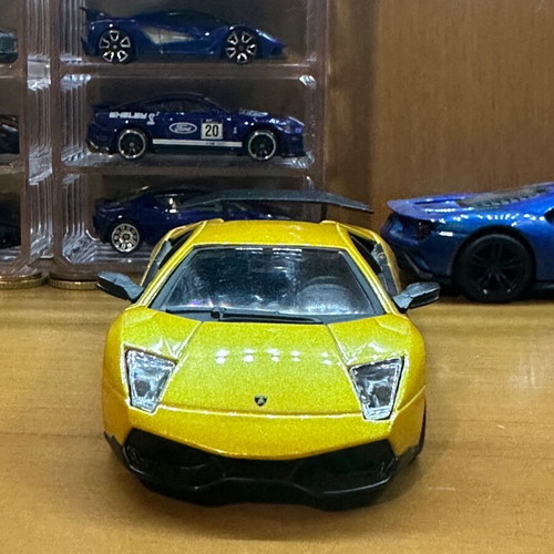 Burago Lamborghini Murciélago SV model car like new 1/32 scale