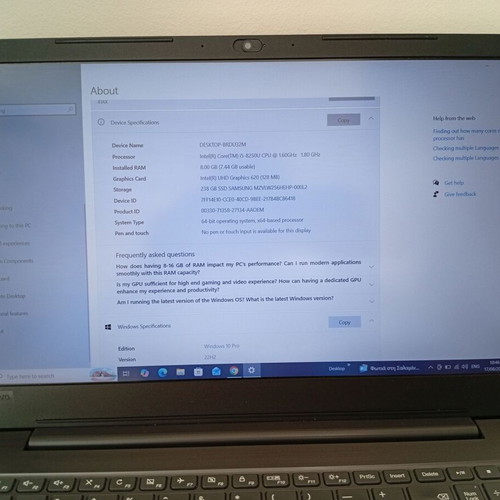 Lenovo V330-15IKB laptop i5 8th Gen 8GB RAM 256GB Samsung SSD Full HD Windows 10 Pro