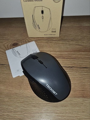 Tecknet cordless mouse new with 6-level adjustable 4800 DPI