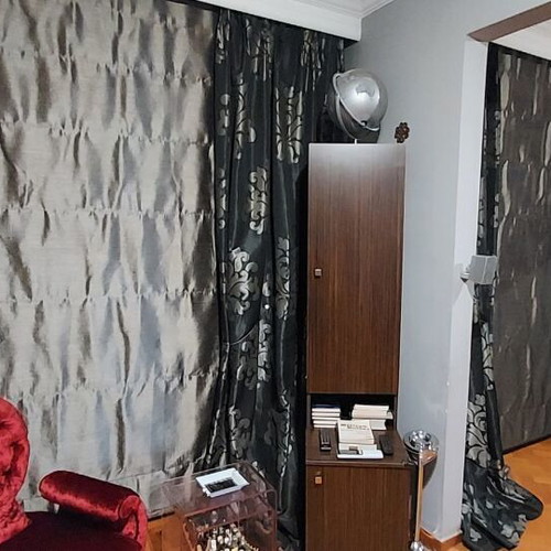 Set of 2 luxury custom made curtain sets with Roman blinds and decorative rinto