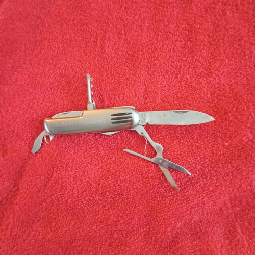 Golden Virginia multitool used