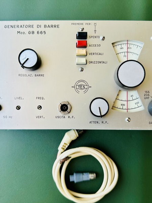 Vintage Portable Bar Generator for CRT TVs used, 1970s Italian